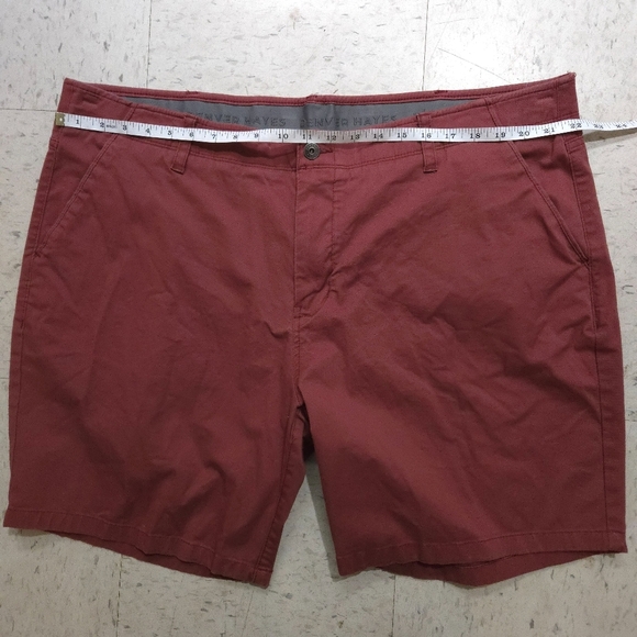 Denver Hayes | Men's Red Casual Shorts 44x8 - Picture 8 of 10